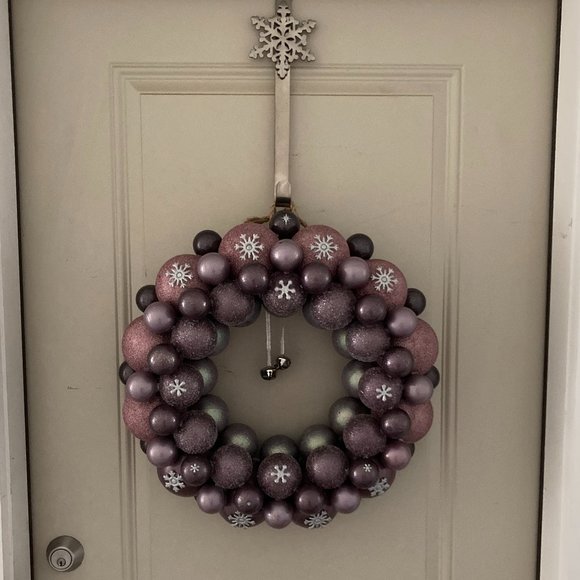 NEW! Hand Crafted Bling Snowflake Wreath 22'' - Picture 1 of 14